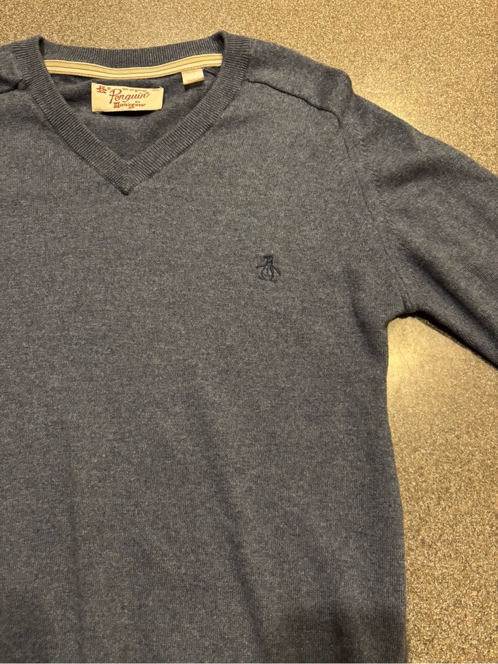 Original Penguin V-Neck Sweater in Heather Blue